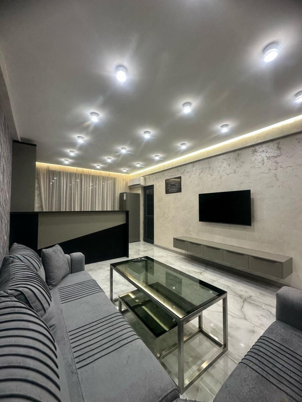 יירבאן Luxuary Spacious 1Bedroom Apt,Centre מראה חיצוני תמונה